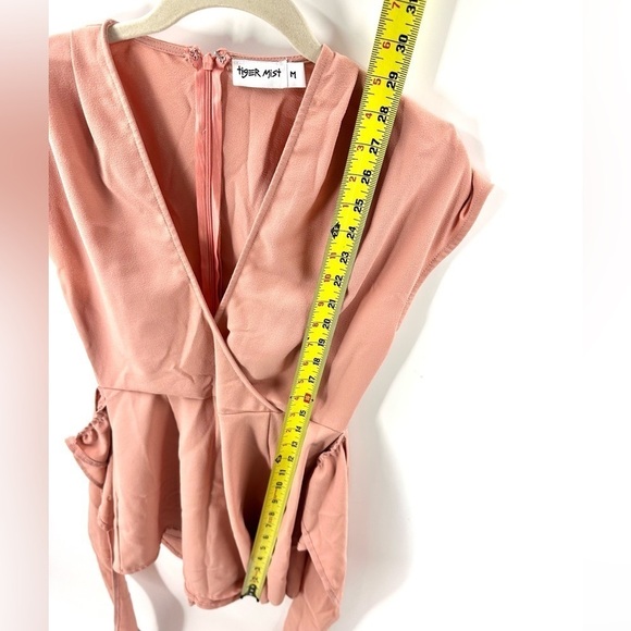 Tiger Mist Skort Romper Size Medium Wrap Front Tie Waist Playsuit Pleated Deep V - Picture 9 of 10